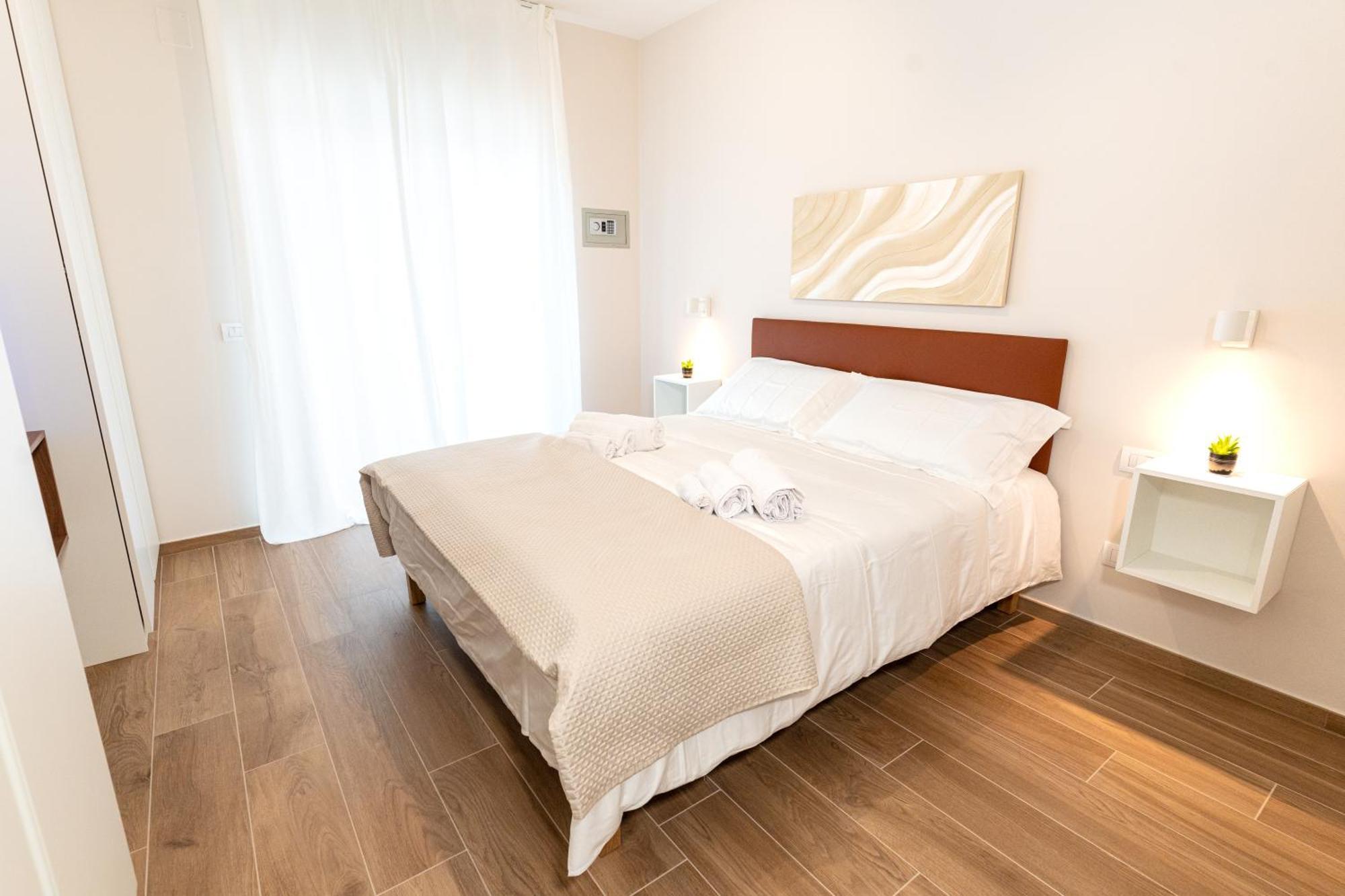 Amendola - Elegant Suite Apartment Bari Extérieur photo